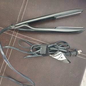 Paul Mitchell Neuro Titanium flat iron